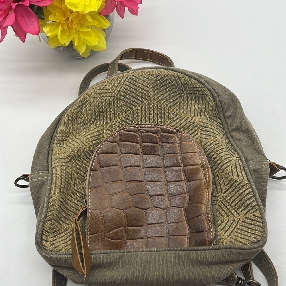 Bhrayna Bags Croc Canvas Backpack BRN2487C